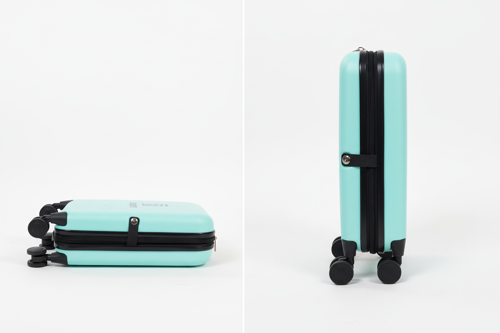 Teal 16" bag - expanded vs collapsed comparison